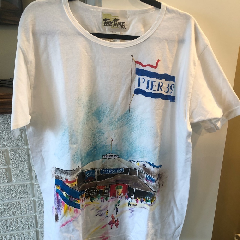 White Hand Painted T-Shirt Pier 39 San Francisco  Size Large
